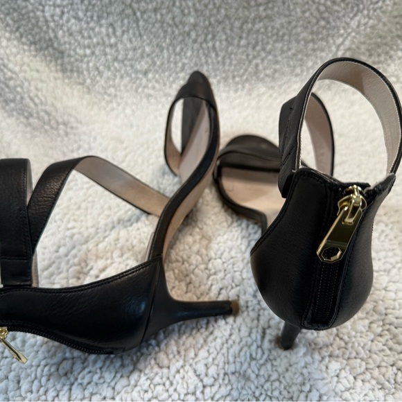 Louise et Cie Black High Heel Sandals - Hilio - Picture 5 of 8